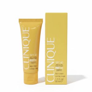 کرم ضد آفتاب صورت کلینیک (Clinique) مدل Face Cream با تکنولوژی SolarSmart و SPF 40 – حجم ۵۰ میلی‌لیتر